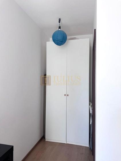 Apartament cu 3 camere decomandat, mobilat în Torontalului