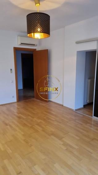Duplex cu 8 camere cu Piscina în Pipera