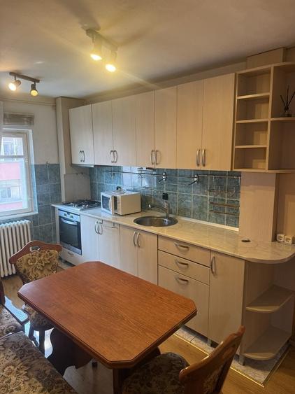 Ofer spre inchiriere apartament 3 camere - 3