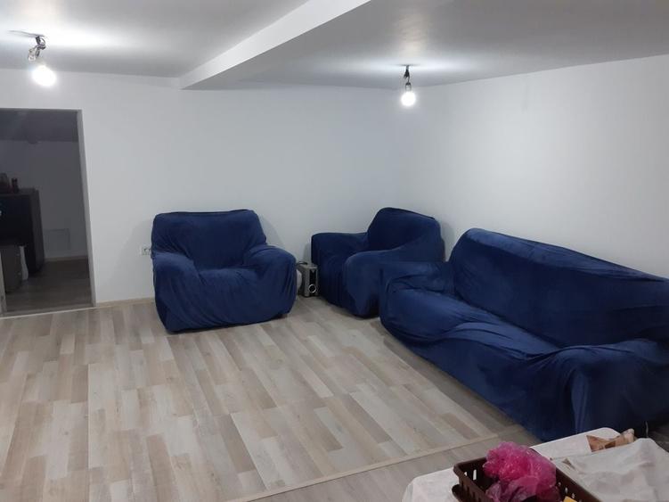 Casă cu 4 camere în Prisăcani
