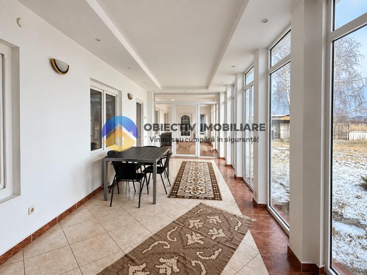 Casă individuală cu 6 camere cu Teren 3683 Mp în Agapia