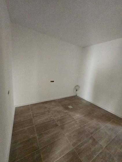 Spațiu comercial, de 54 mp, în Tineretului