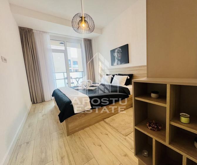 Apartament cu 2 camere semidecomandat, mobilat în Torontalului