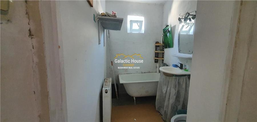 Apartament cu 2 camere semidecomandat în Micro 6