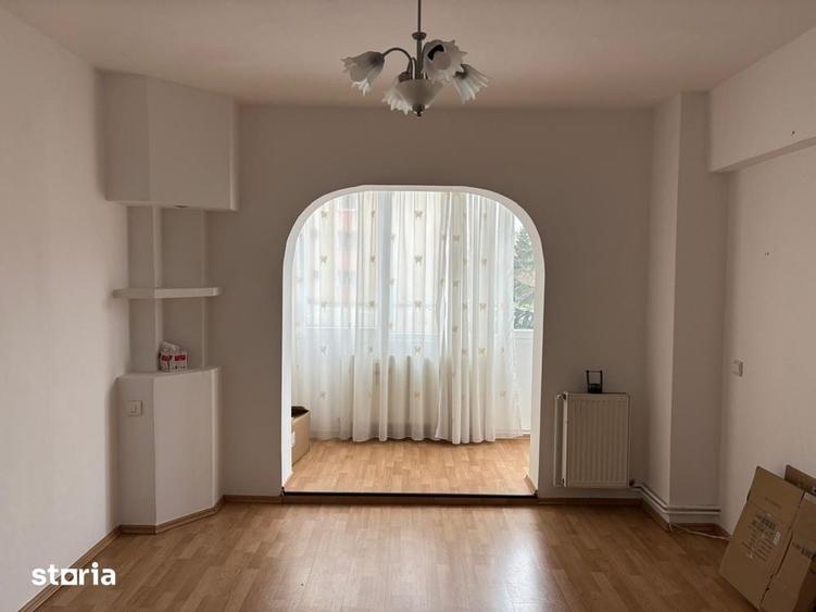 Apartament cu 2 camere decomandat în Griviței