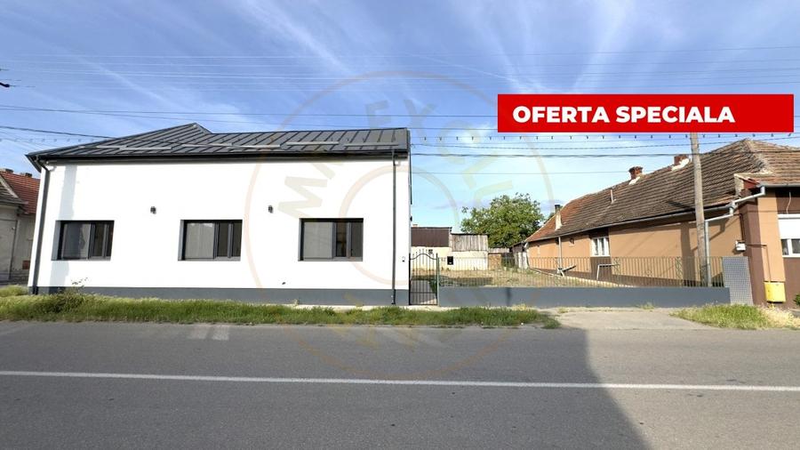 Casă individuală cu 3 camere cu Canalizare în Carei
