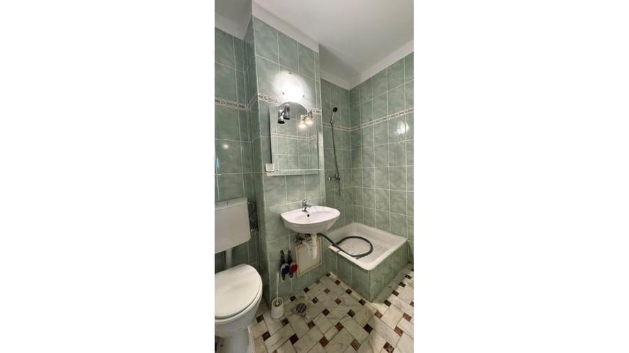Apartament cu 4 camere decomandat în 1 Mai