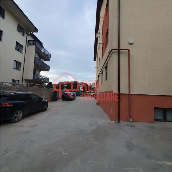 Apartament cu 3 camere decomandat în Fundeni