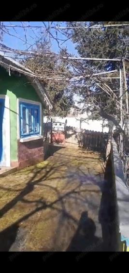Casă cu 4 camere în Cărăpcești