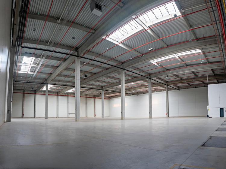 Spațiu industrial, de 2,610 mp, în Someșeni