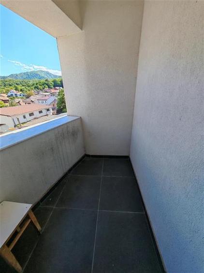 Apartament cu 2 camere decomandat în Răcădău