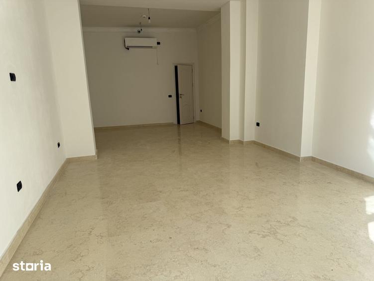 Spațiu comercial, de 35 mp, în Central
