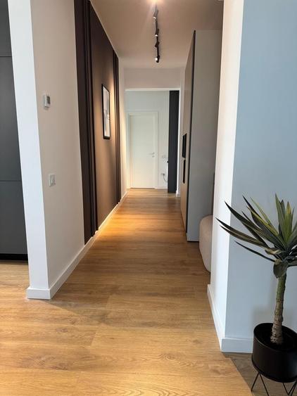 Apartament cu 3 camere decomandat în Bratia din Deal