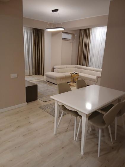 Apartament cu 3 camere în Central