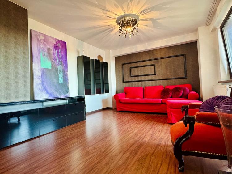 Apartament cu 3 camere decomandat în Dorobanților