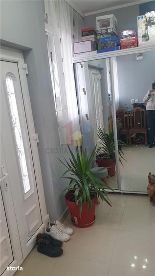 Casă cu 2 camere cu Teren 150 Mp în Pisc