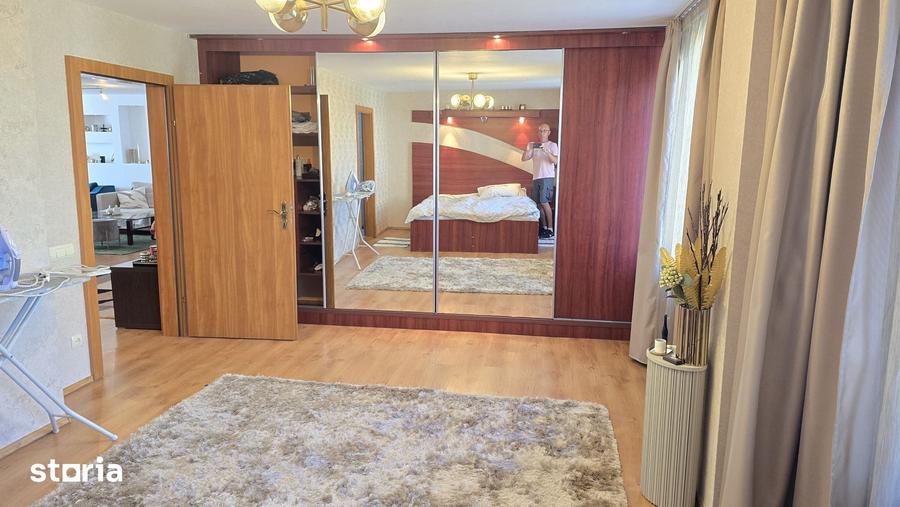 Apartament cu 3 camere decomandat în Dorobanți