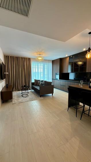Apartament cu 2 camere semidecomandat, mobilat în Pipera