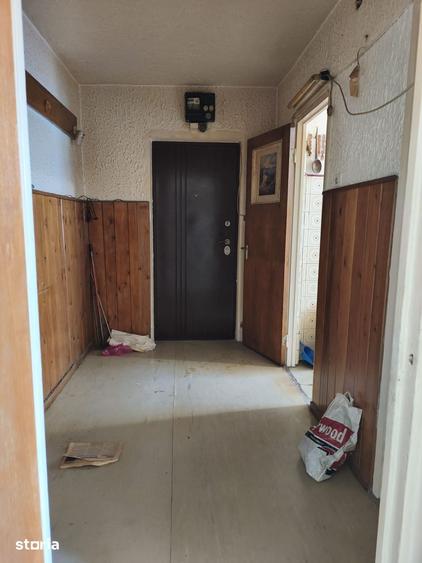 Apartament cu 3 camere în Rahova