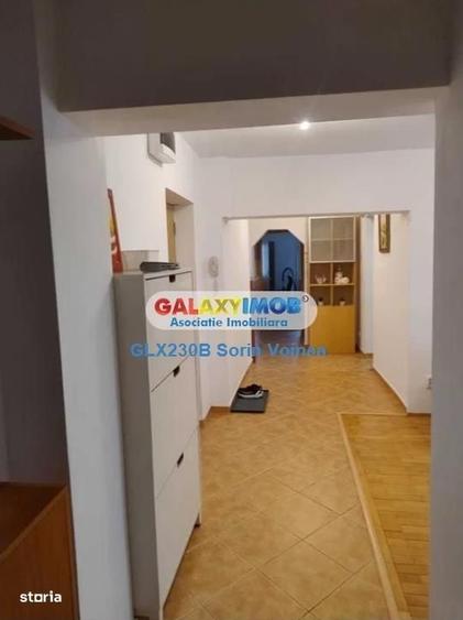Apartament cu 4 camere decomandat, mobilat în Tei