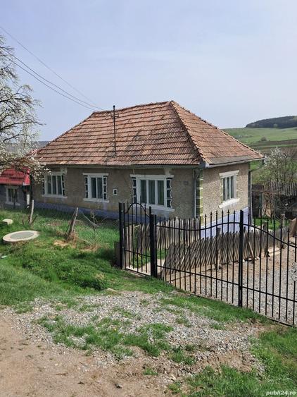 Casă cu 3 camere în Buza