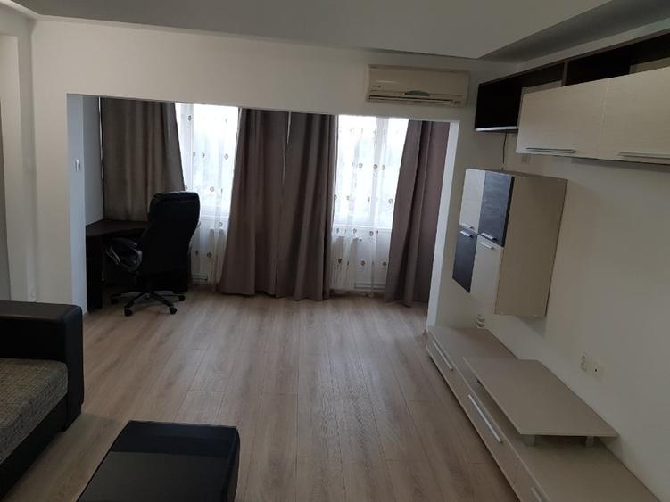 Apartament cu 2 camere decomandat, mobilat în Lipovei