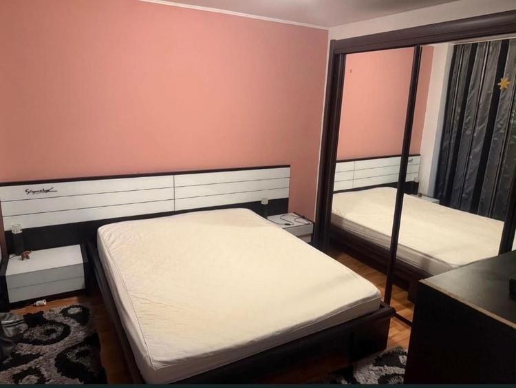 Apartament cu 3 camere decomandat în Babadag