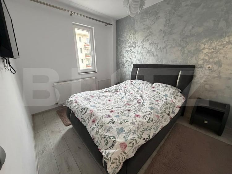 Apartament cu 2 camere semidecomandat, mobilat în Florești
