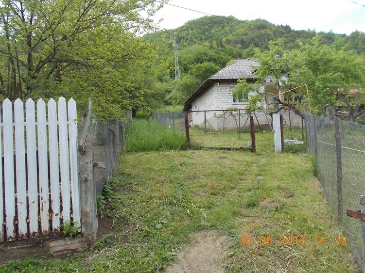 Teren de 2300 mp, în Central