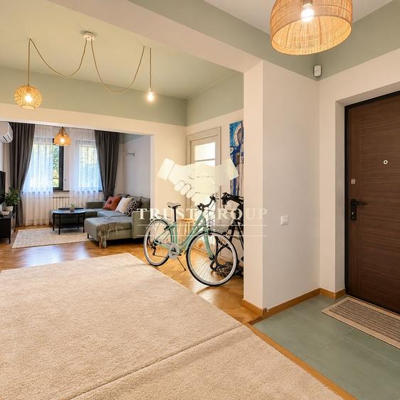 Apartament cu 5 camere semidecomandat în Ultracentral