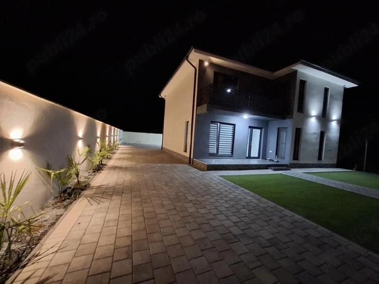 Casă cu Teren 450 Mp în Central