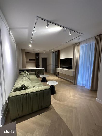 Apartament cu 4 camere în Central