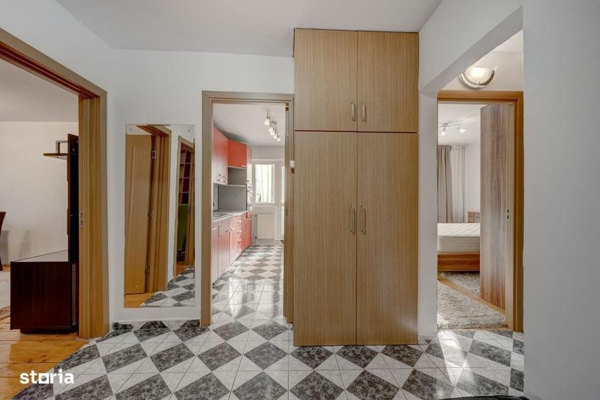 Apartament cu 4 camere semidecomandat în Dristor