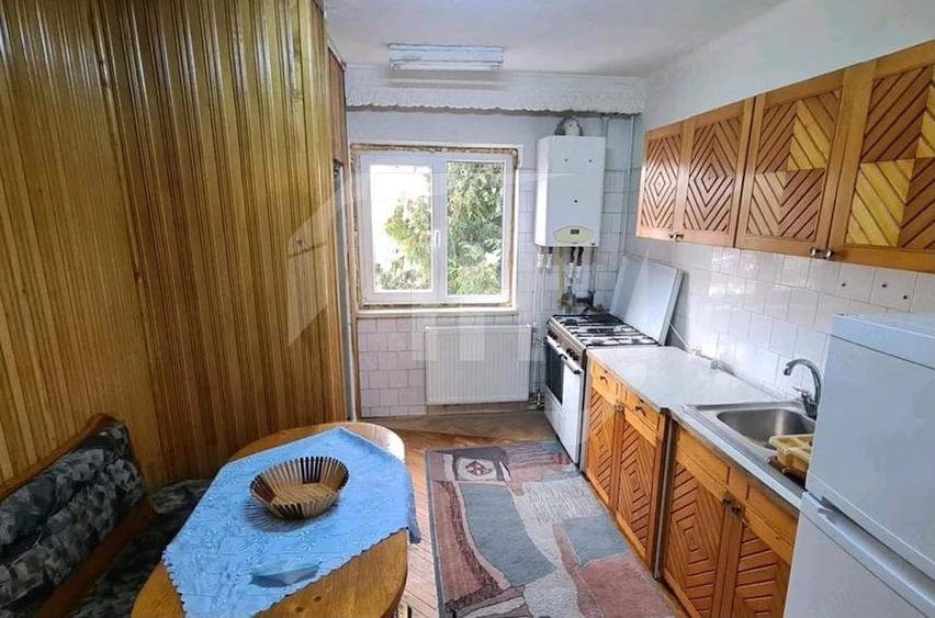 Apartament cu 4 camere decomandat în Zorilor