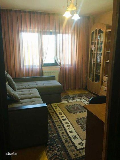 Apartament cu 4 camere decomandat în Traian
