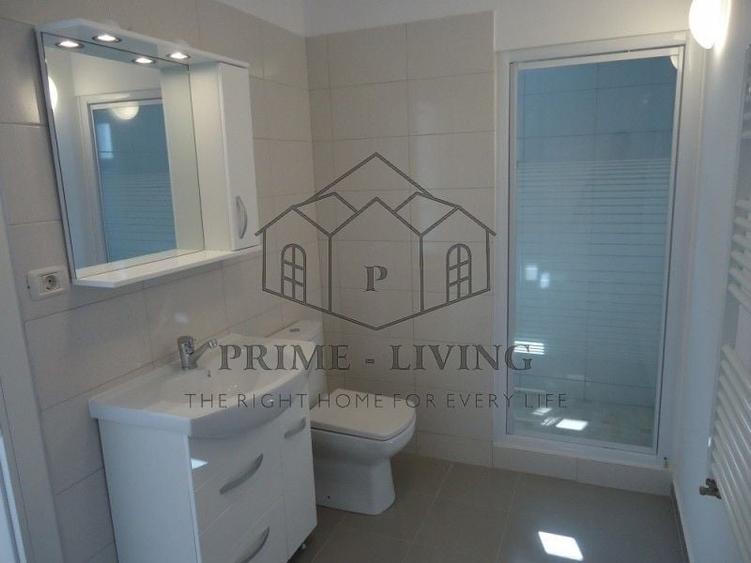 Duplex cu 6 camere cu Piscina în Nord