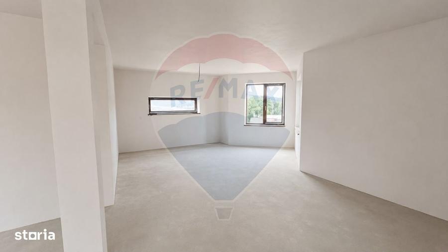 Casa / Vila cu 4 camere de vanzare - 9