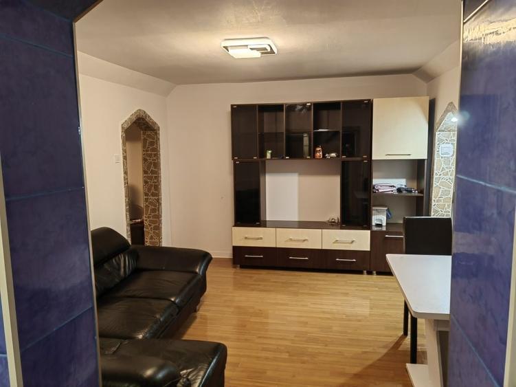 Apartament cu 2 camere semidecomandat în Mihail Kogălniceanu