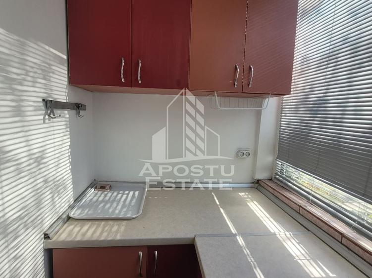 Apartament cu 2 camere decomandat, mobilat în Fabric