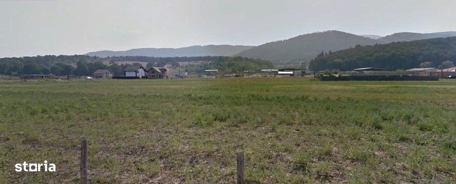 Teren de 730 mp, în Cristian