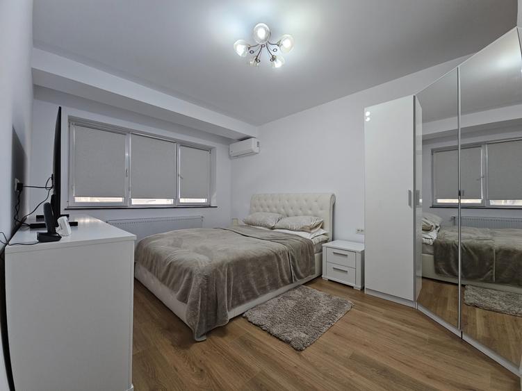 Apartament cu 2 camere decomandat în Tomis Mall