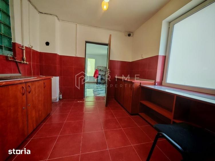 Casă cu 4 camere cu Teren 160 Mp în Aleea Carpați