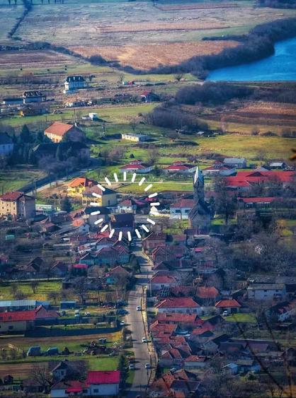 Casă cu 2 camere cu Teren 1192 Mp în Sântămăria-Orlea