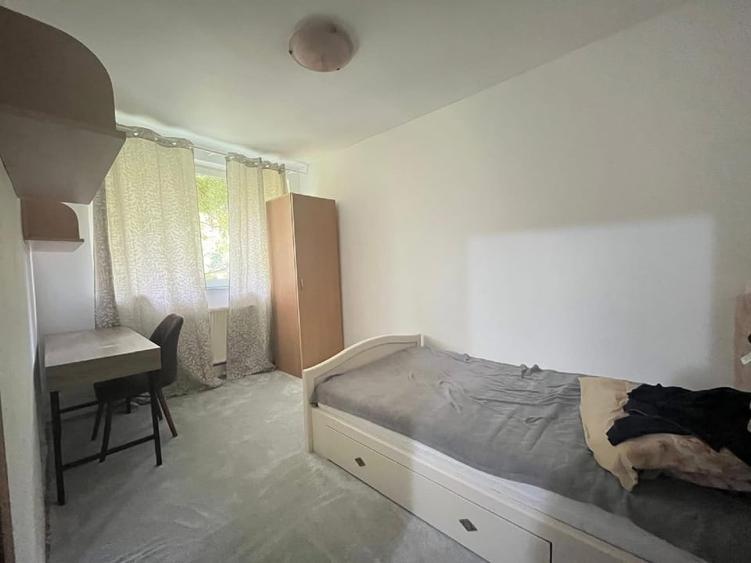 Apartament cu 3 camere semidecomandat, mobilat în Tudor Vladimirescu
