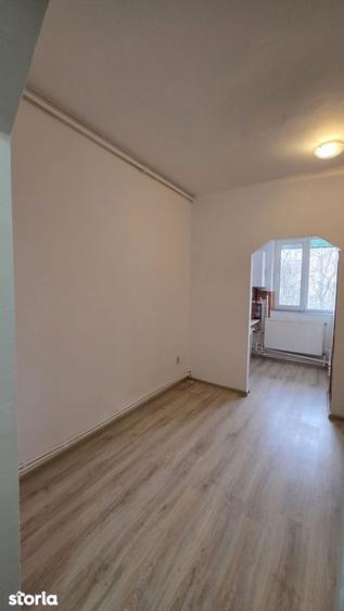 Garsonieră în Mihai Bravu
