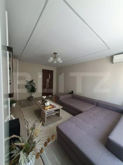 Apartament cu 4 camere decomandat, mobilat în Tudor