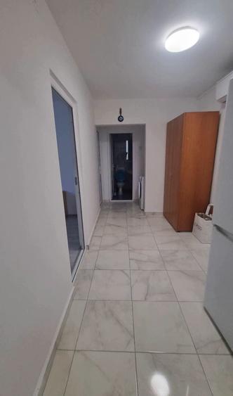 Apartament cu 2 camere decomandat în Exterior Vest