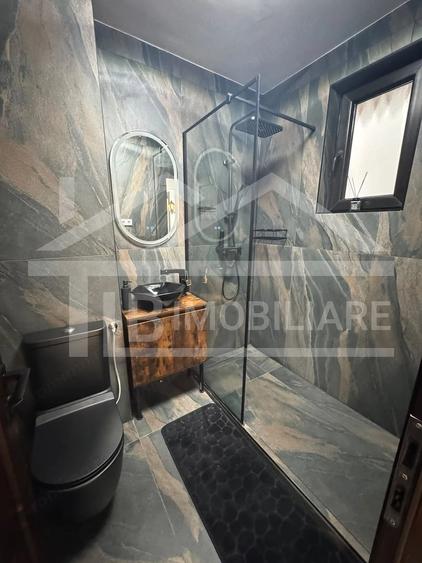 Apartament cu 3 camere decomandat în Libertății