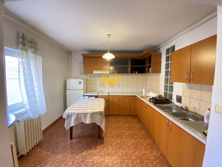 Apartament cu 3 camere decomandat în Mănăștur