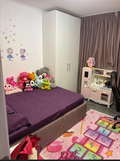 Vand apartament 2 camere confort 1 decomandat sector 5 - 6